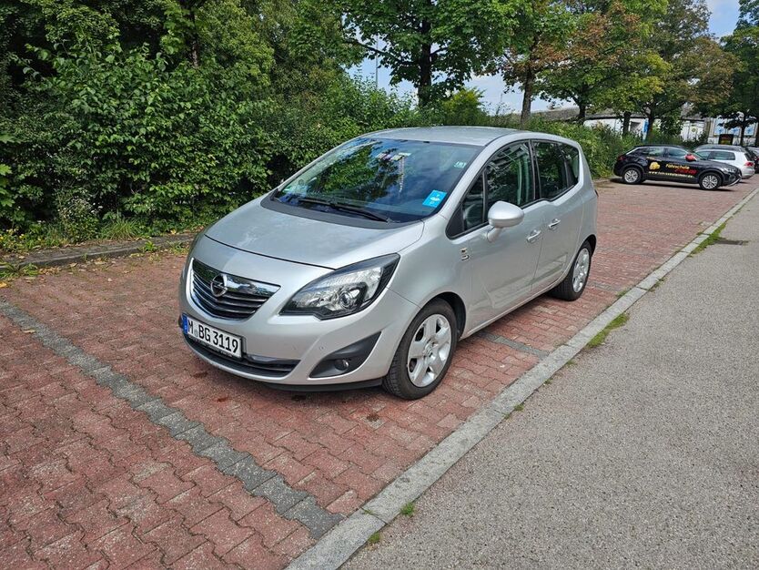 Opel Meriva 146.313 km 4.600 € München 81375