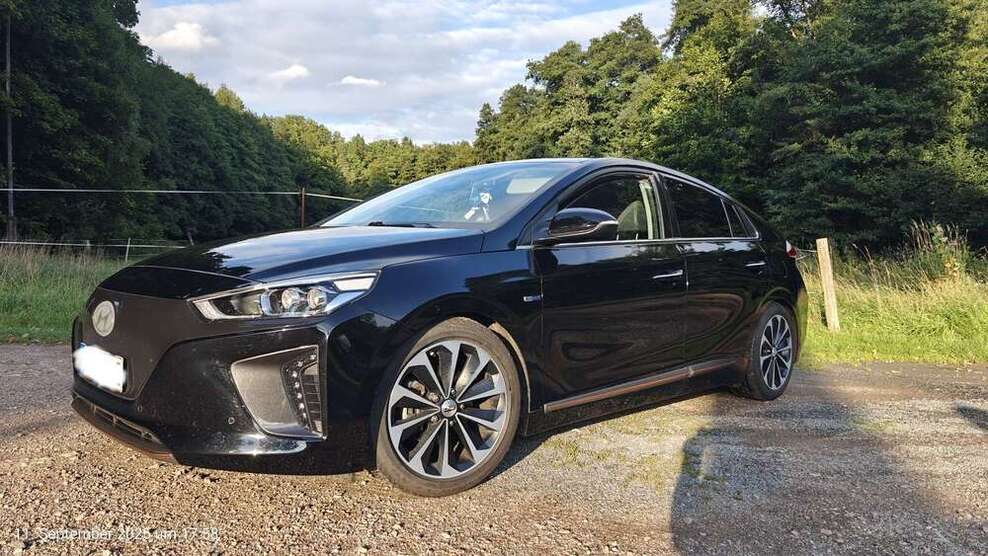IONIQ