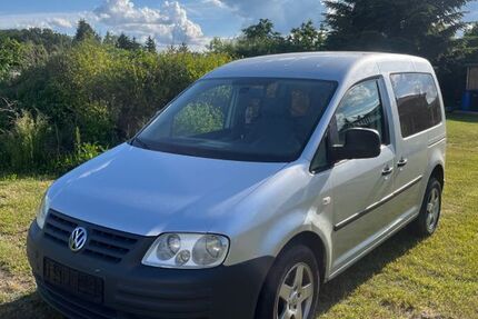 VW Caddy 290.000 km 3.700 &euro; Neu Kaliß 19294