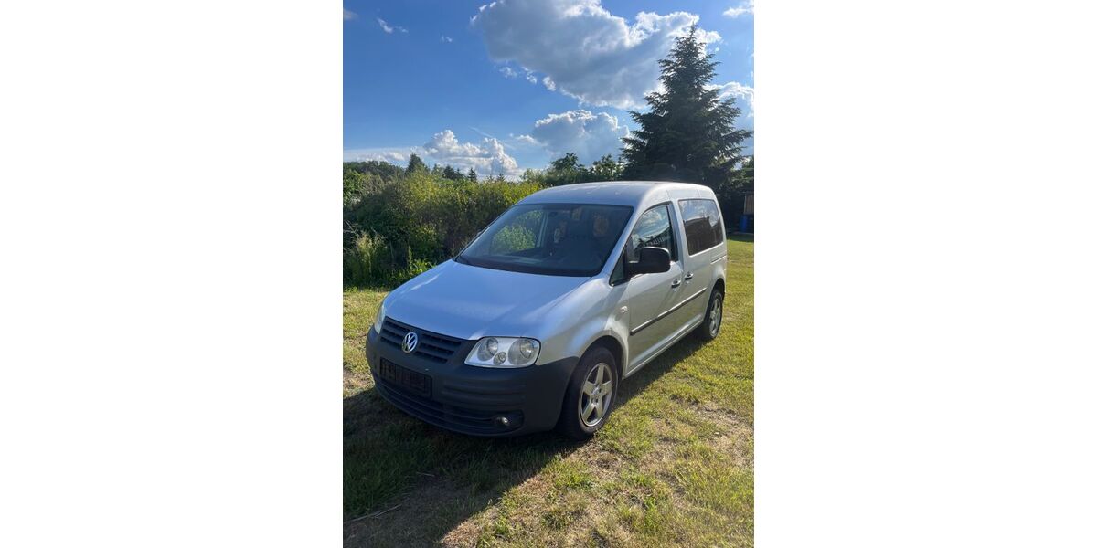 VW Caddy 290.000 km 3.700 &euro; Neu Kaliß 19294