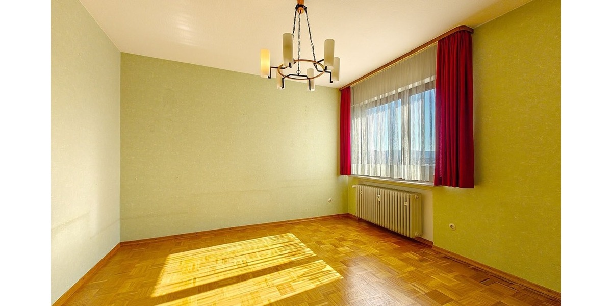 5-Zimmer Wohnung in Pliezhausen inkl. Balkon, Garten und Garage - 5- Pliezhausen | Angebot:25391039