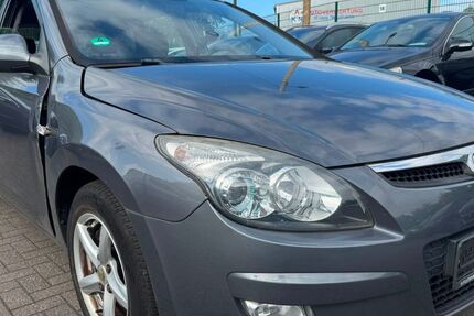 Hyundai i30 214.000 km 2.950 &euro; Bottrop 46238