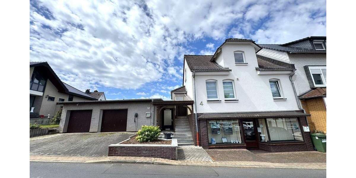 Mehrfamilienhaus, Wohnhaus Kaufungen Niederkaufungen - 5 Zimmer, 150 m&sup2;, 295.000&euro; | Angebot:25210493