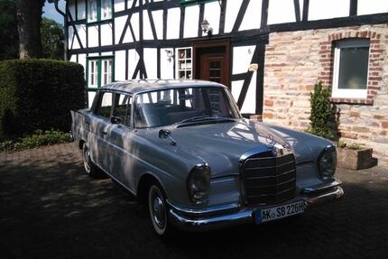 Mercedes-Benz 220 81.000 km 59.000 &euro; Forstmehren 57635