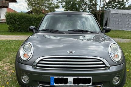 Mini Cooper 137.038 km 4.799 &euro; Grainet 94143