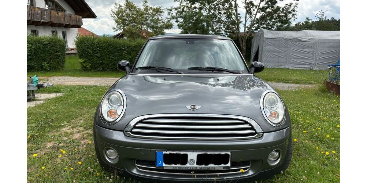 Mini Cooper 137.038 km 4.799 &euro; Grainet 94143