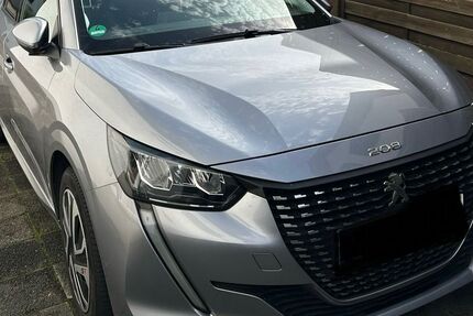 Peugeot 208 79.000 km 11.500 &euro; Sinsheim 74889