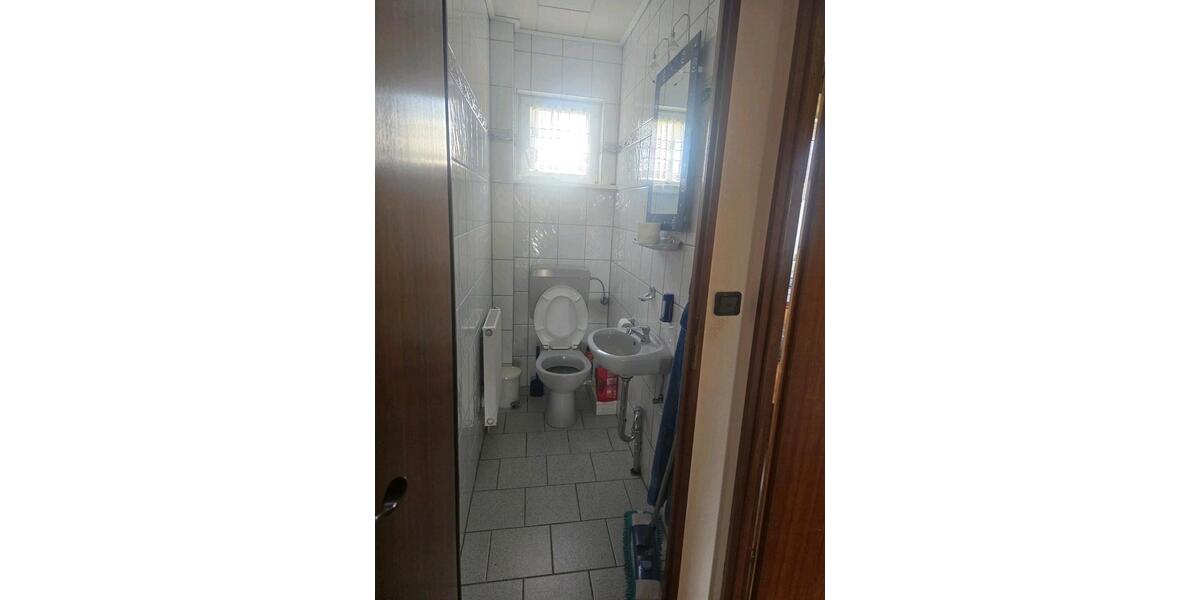 Einfamilienhaus Felsberg - 3 Zimmer, 123 m&sup2;, 240.000&euro; | Angebot:26864513