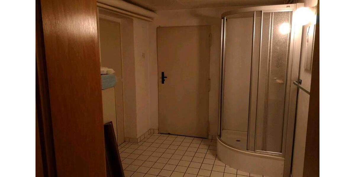 Bungalow Borken (Hessen) - 5 Zimmer, 130 m&sup2;, 260.000&euro; | Angebot:26616955