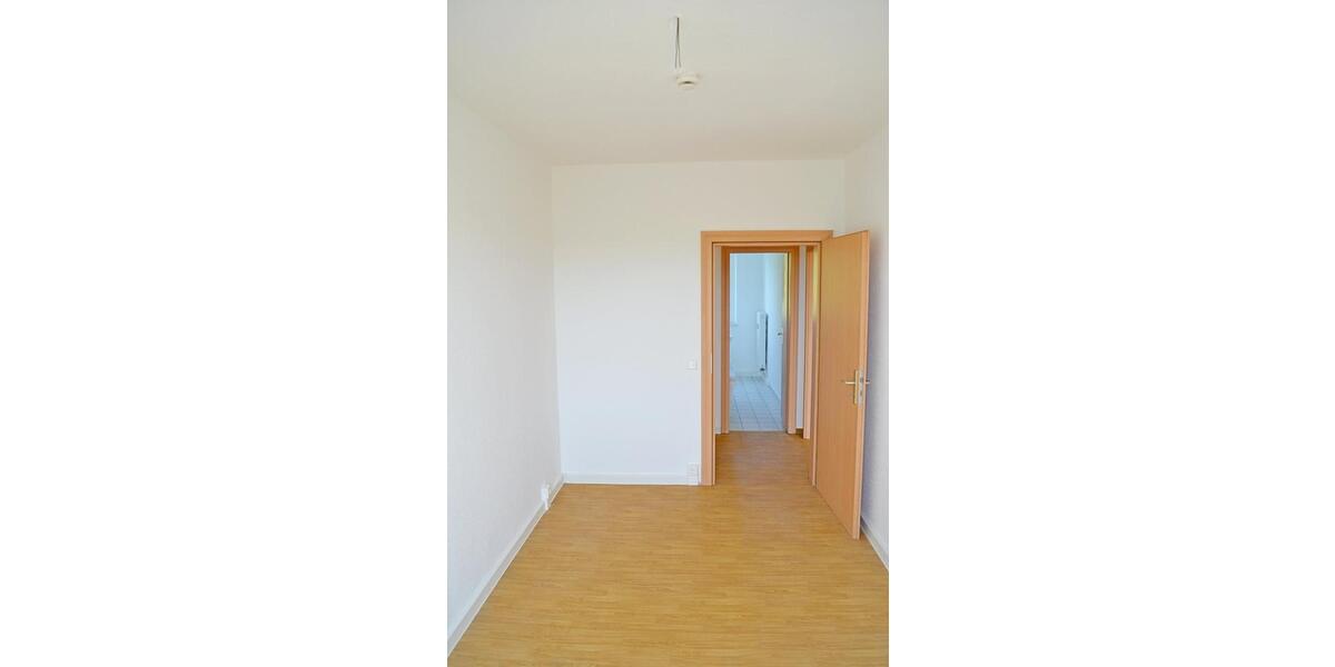 Etagenwohnung Sangerhausen - 4 Zimmer, 72 m&sup2;, 417&euro; | Angebot:26381085
