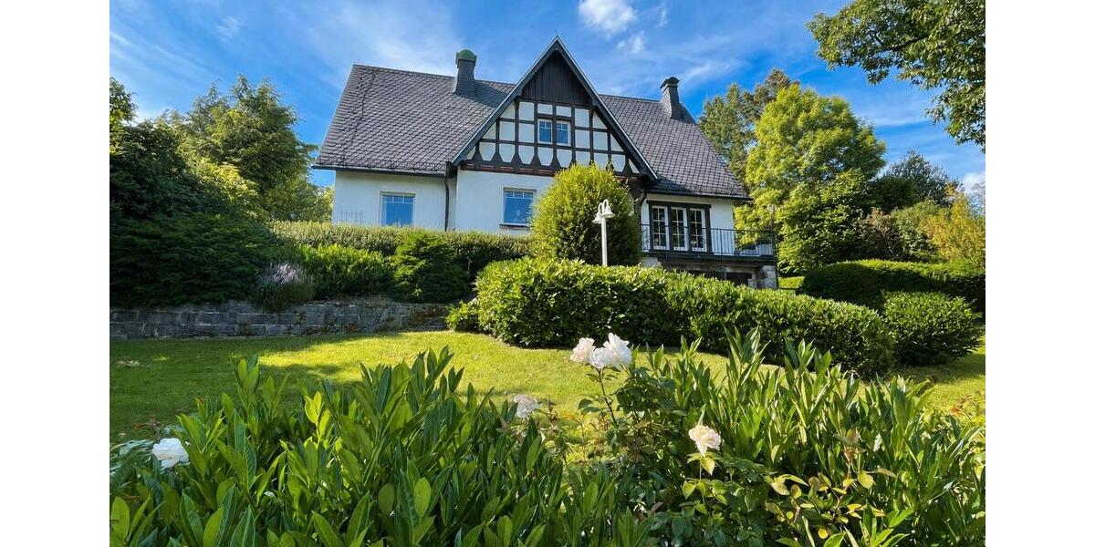 Einfamilienhaus Sundern (Sauerland) - 8 Zimmer, 270 m&sup2;, 795.000&euro; | Angebot:27426380