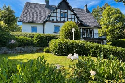 Haus Sundern (Sauerland) - 8 Zimmer, 270 m&sup2;, 795.000&euro; | Angebot:27426380