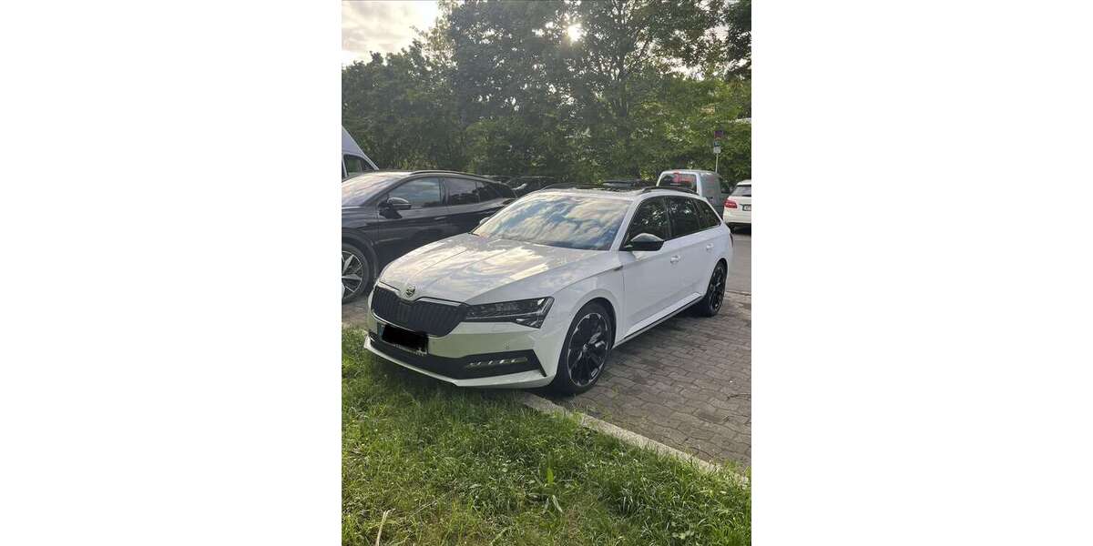 Skoda Superb 111.000 km 24.390 &euro; Nürnberg 90489