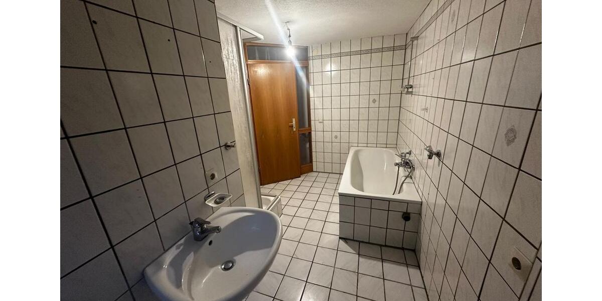 Maisonettenwohnung Oberndorf am Neckar - 4.5 Zimmer, 120 m&sup2;, 1.000&euro; | Angebot:26228307