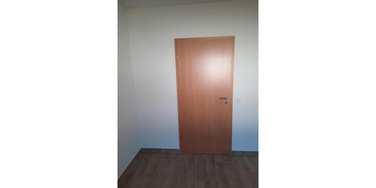Hochparterre Hameln Kernstadt - 3 Zimmer, 70 m&sup2;, 108.000&euro; | Angebot:27004775