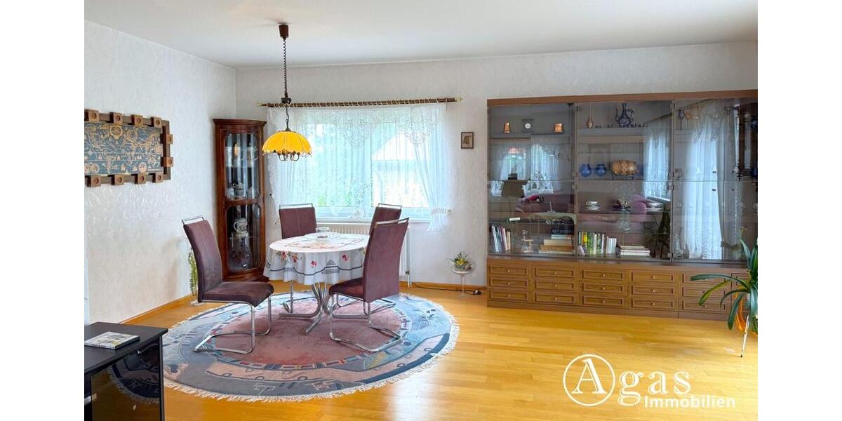 möbliertes Einfamilienhaus mit ca. 180 m² Wohnfläche, 6 Zimmern und Pool in Ahrensfelde 6 zimmer