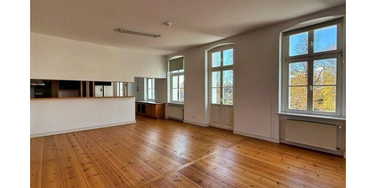 Gewerbeobjekt Schwedt Zentrum - 2 Zimmer, 850.000&euro; | Angebot:25801835