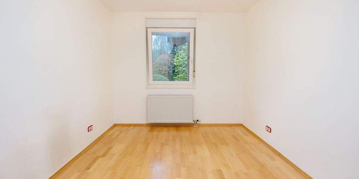 Großzügig, ruhig & voller Möglichkeiten - Ihr gepflegter Bungalow in Schloß Holte-Stukenbrock 4 zimmer