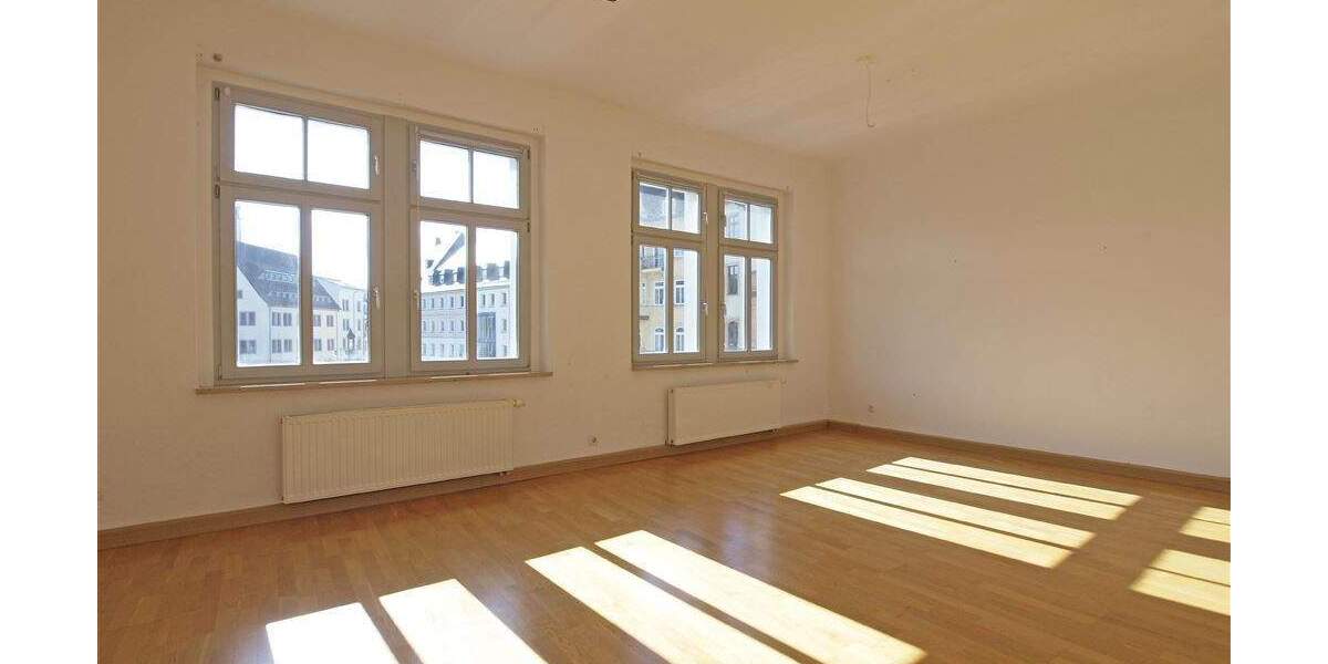 Etagenwohnung Mittweida - 3 Zimmer, 110 m&sup2;, 700&euro; | Angebot:25473720