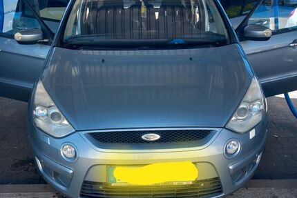 Ford S-Max 303.421 km 1.699 &euro; Hamburg 21075