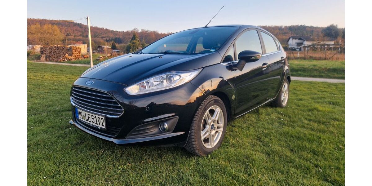 Ford Fiesta 71.500 km 6.400 &euro; Erlenbach 74235