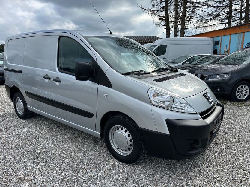 Peugeot Expert 82.404 km 5.499 € München 80997