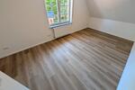 Etagenwohnung Garrel - 4 Zimmer, 150 m&sup2;, 1.000&euro; | Angebot:26406050