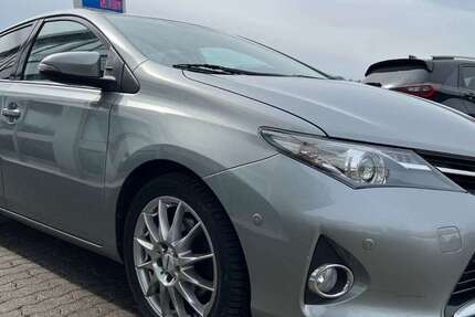 Toyota Auris 310.365 km 5.499 &euro; Morbach 54497