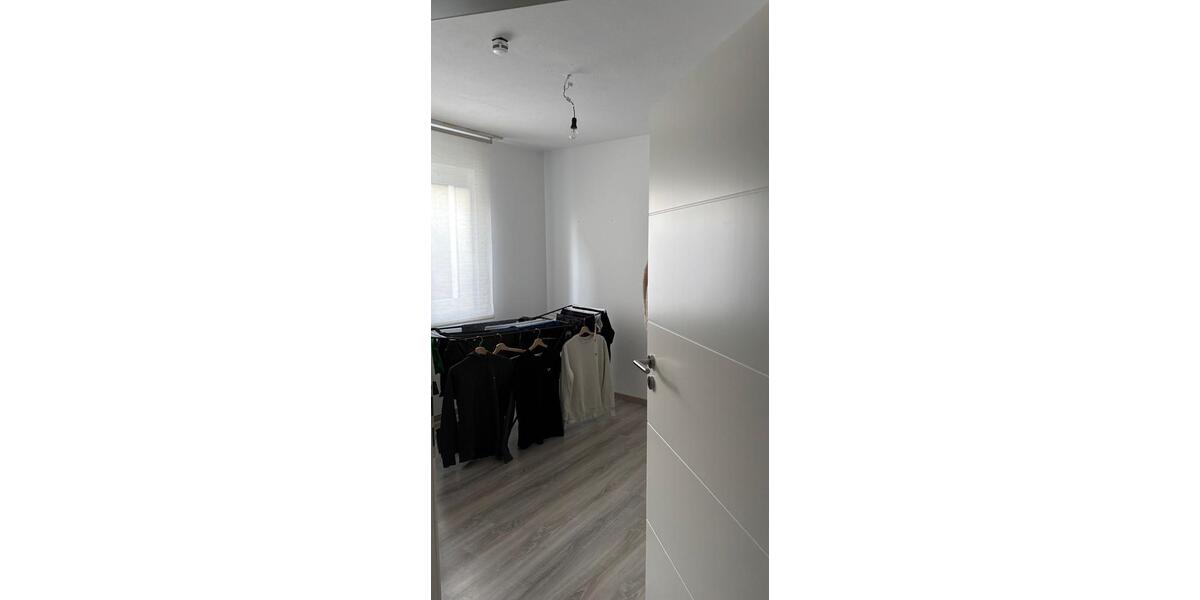 Erdgeschoßwohnung Buchen (Odenwald) - 3 Zimmer, 83 m&sup2;, 270.000&euro; | Angebot:26572973
