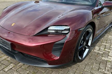 Porsche Taycan 10.000 km 78.999 € würselen 52146