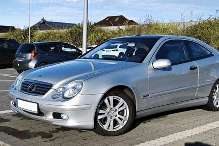 Mercedes-Benz C 200 193.622 km 2.800 &euro; Heide 25746