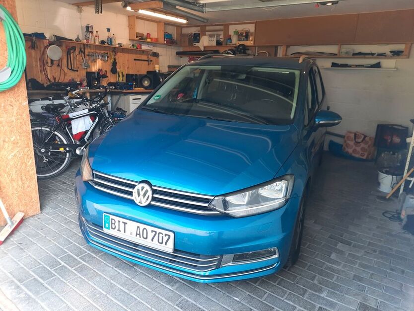 VW Touran 133.000 km 17.800 € Bitburg 54634