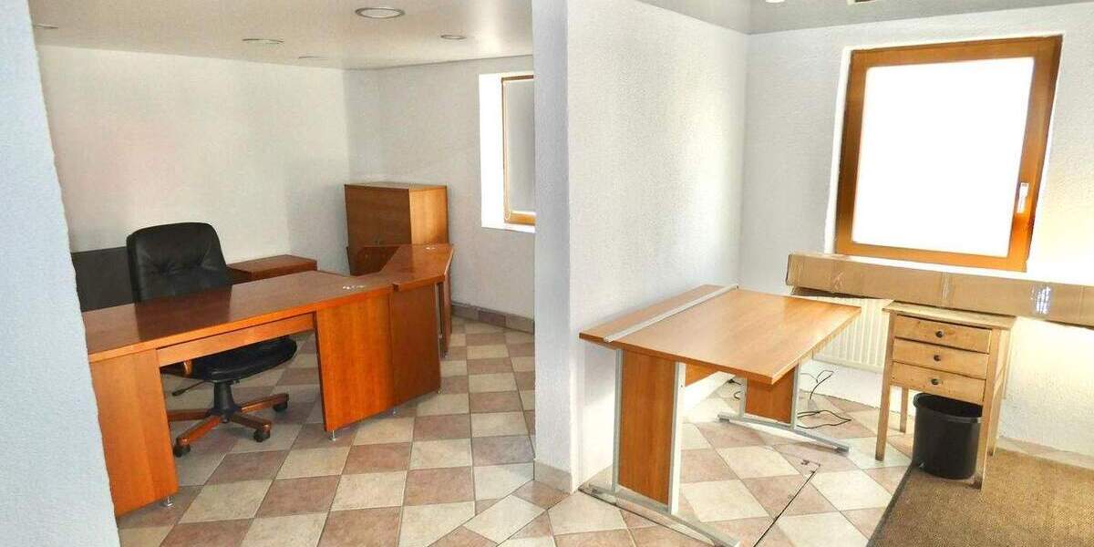 Mehrfamilienhaus, Wohnhaus Augsburg / Lechhausen Lechhausen - 7 Zimmer, 73 m&sup2;, 590.000&euro; | Angebot:25733534