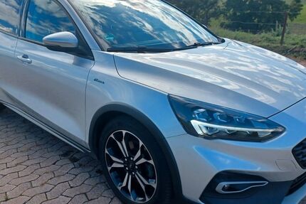 Ford Focus 100.600 km 16.299 € Püttlingen 66346