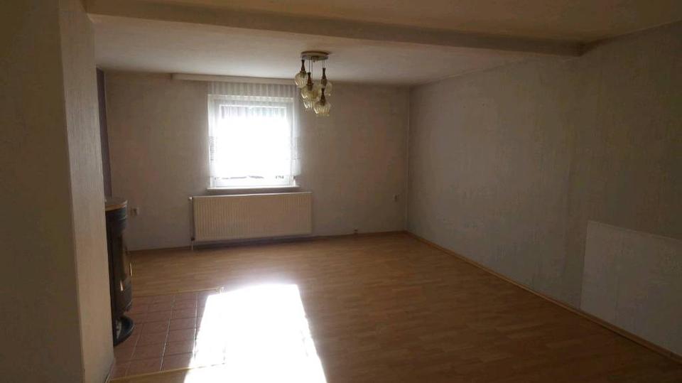 Doppelhaushälfte Staßfurt - 3 Zimmer, 90 m&sup2;, 120.000&euro; | Angebot:26131116
