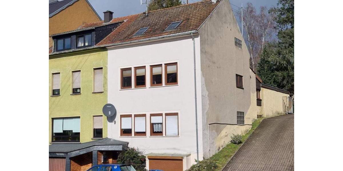 Mehrfamilienhaus, Wohnhaus Püttlingen - 129.000&euro; | Angebot:25139669