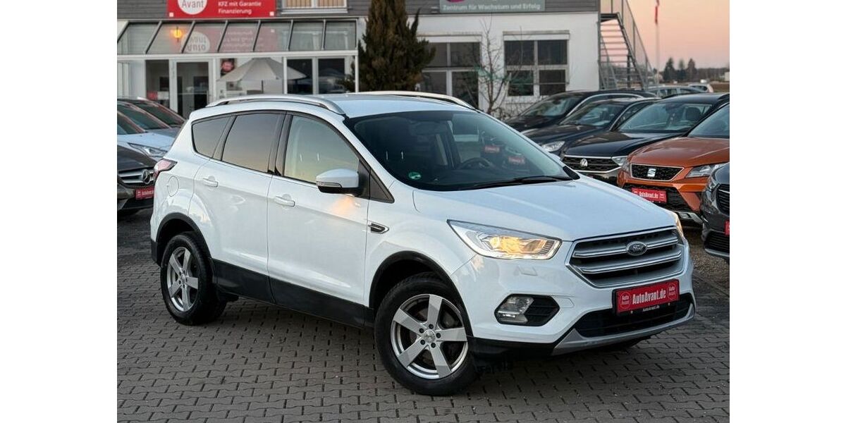 Ford Kuga 87.067 km 12.500 &euro; Gablingen 86456