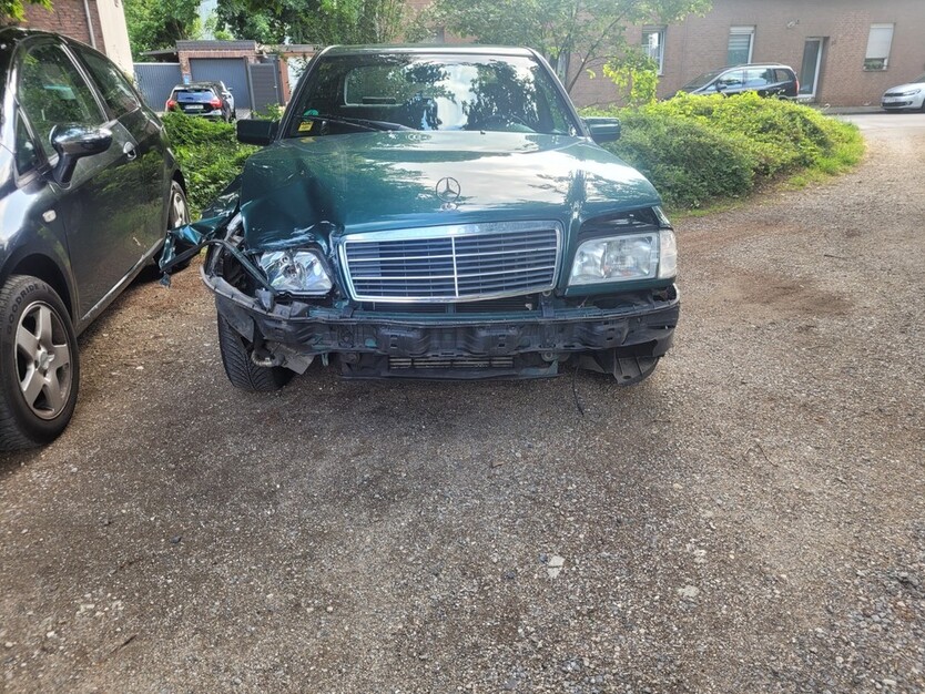 Mercedes-Benz C200 CDI w202 170.000 km 1.700 € Viersen 41747