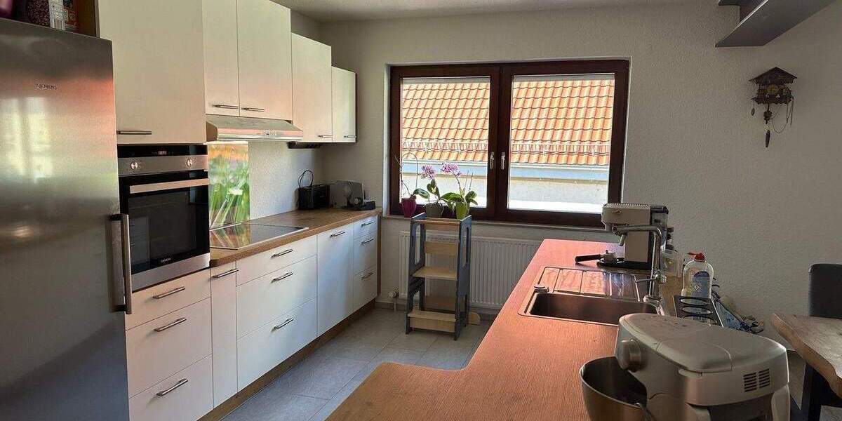 Etagenwohnung Vogtsburg im Kaiserstuhl Oberrotweil - 5 Zimmer, 157 m&sup2;, 1.390&euro; | Angebot:26154125