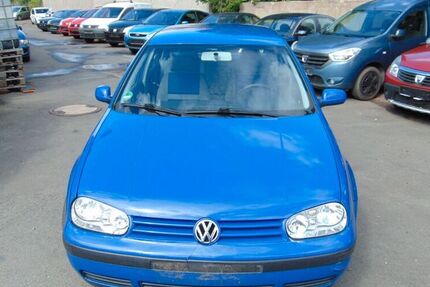 VW Golf
