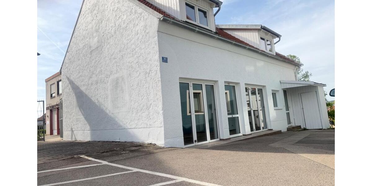 Einfamilienhaus Roding - 5 Zimmer, 120 m&sup2;, 125.000&euro; | Angebot:26975386