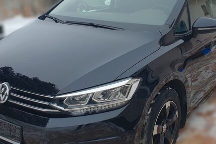 VW Touran 127.300 km 17.987 &euro; Niesky 02906