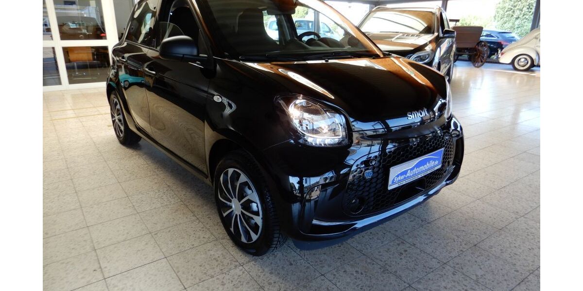 Smart ForFour 73.088 km 8.890 &euro; Syke 28857