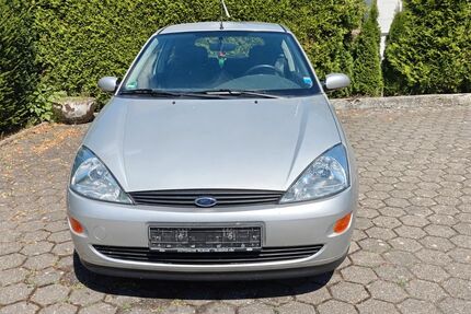 Ford Focus 109.806 km 900 &euro; Menden (Sauerland) 58708