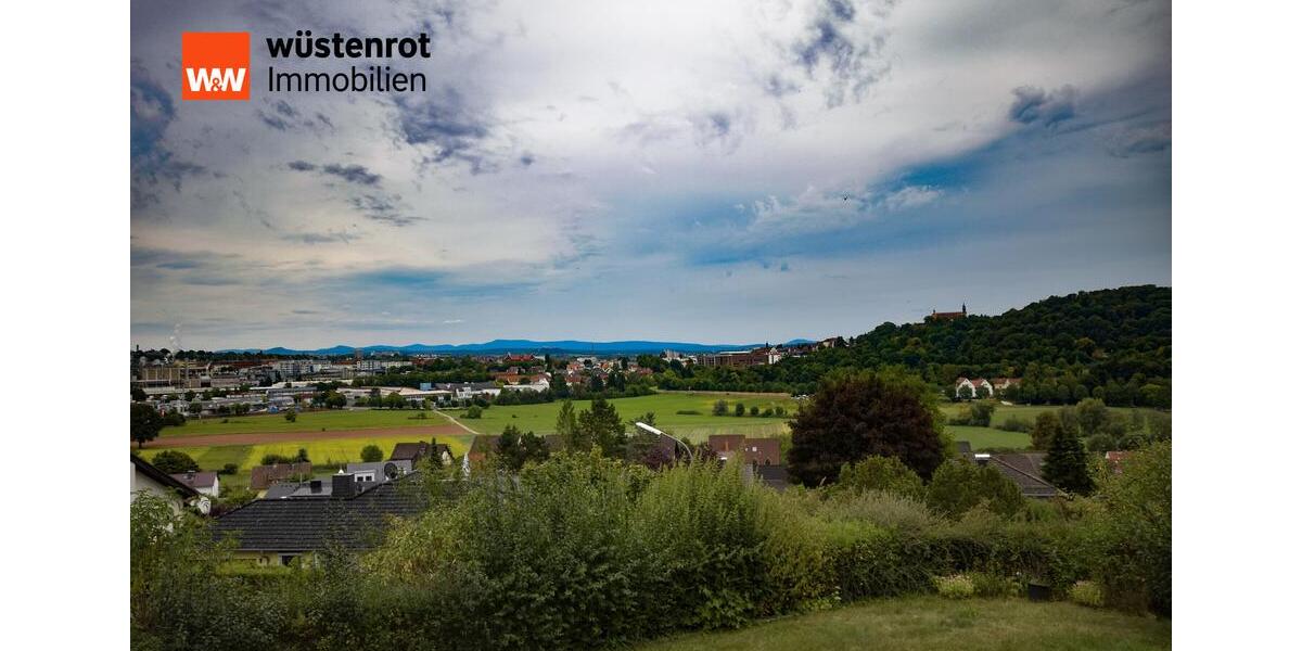 Großzügiger Bungalow - Grandiose Aussicht! Flexibles Wohnen für Familien mit 2 erwachsenen Kindern 5 zimmer