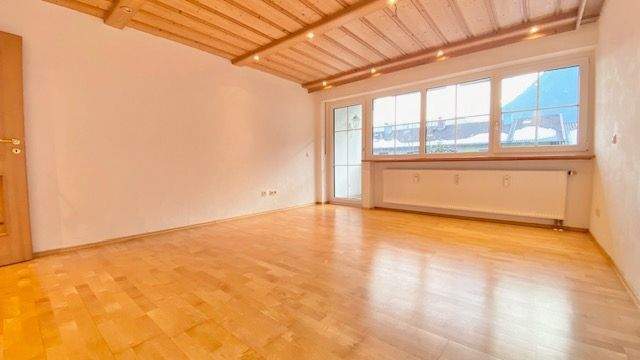 Etagenwohnung Piding Mauthausen - 2 Zimmer, 63 m&sup2;, 650&euro; | Angebot:25524619