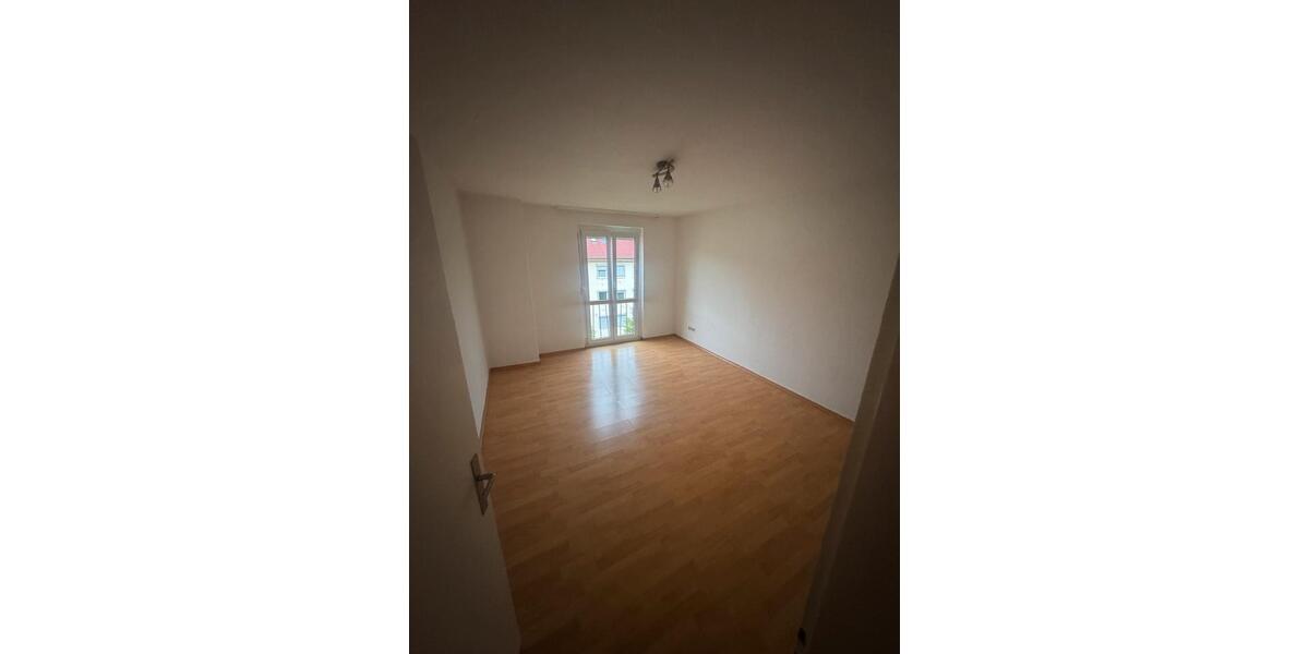 3-Zimmer-Wohnung mit Einbauküche & Gartenmitbenutzung – 56 m² 3 zimmer