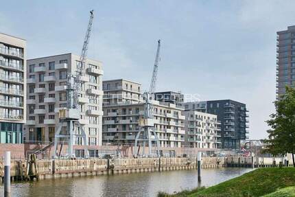 + HafenCity pur + Neubauwohnung mit Wasserblick in der Endetage + 3 zimmer