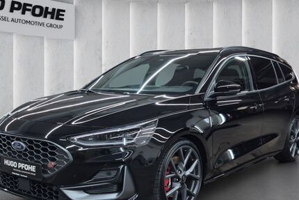 Ford Focus 27.408 km 38.985 &euro; Hamburg 22047