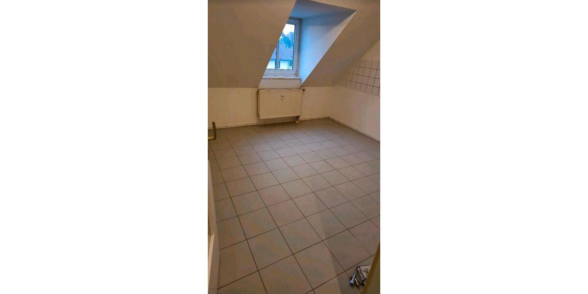 Dachgeschoßwohnung Maxhütte-Haidhof Haidhof - 3 Zimmer, 83 m&sup2;, 920&euro; | Angebot:24253593